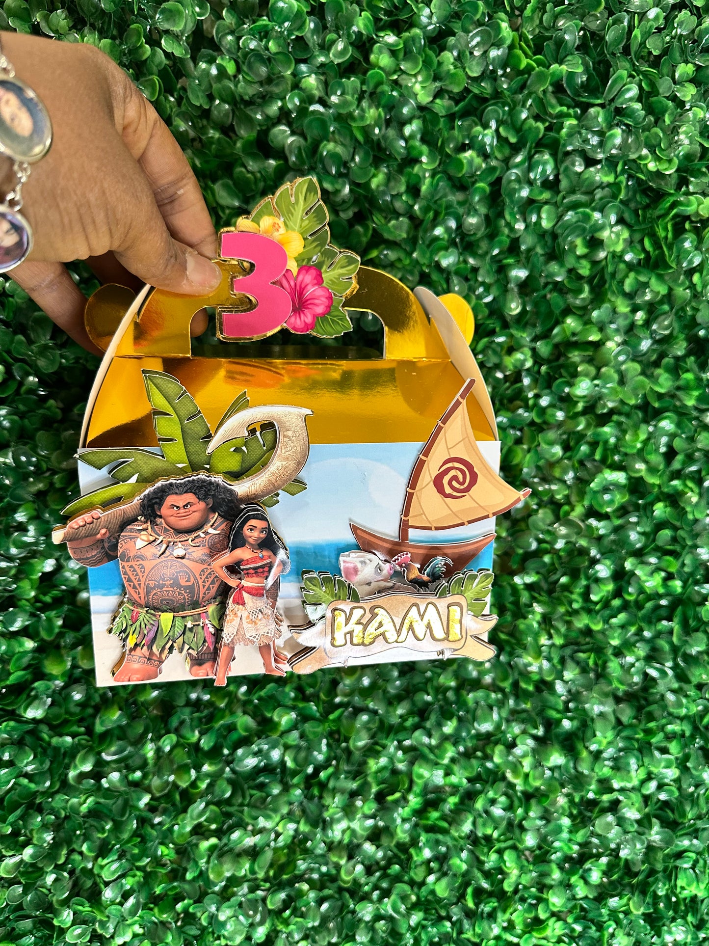 Custom (12) 3D Gable Box, Clear (12) 3D Gable Box, Party Box, Treat Box, personalize in any Theme